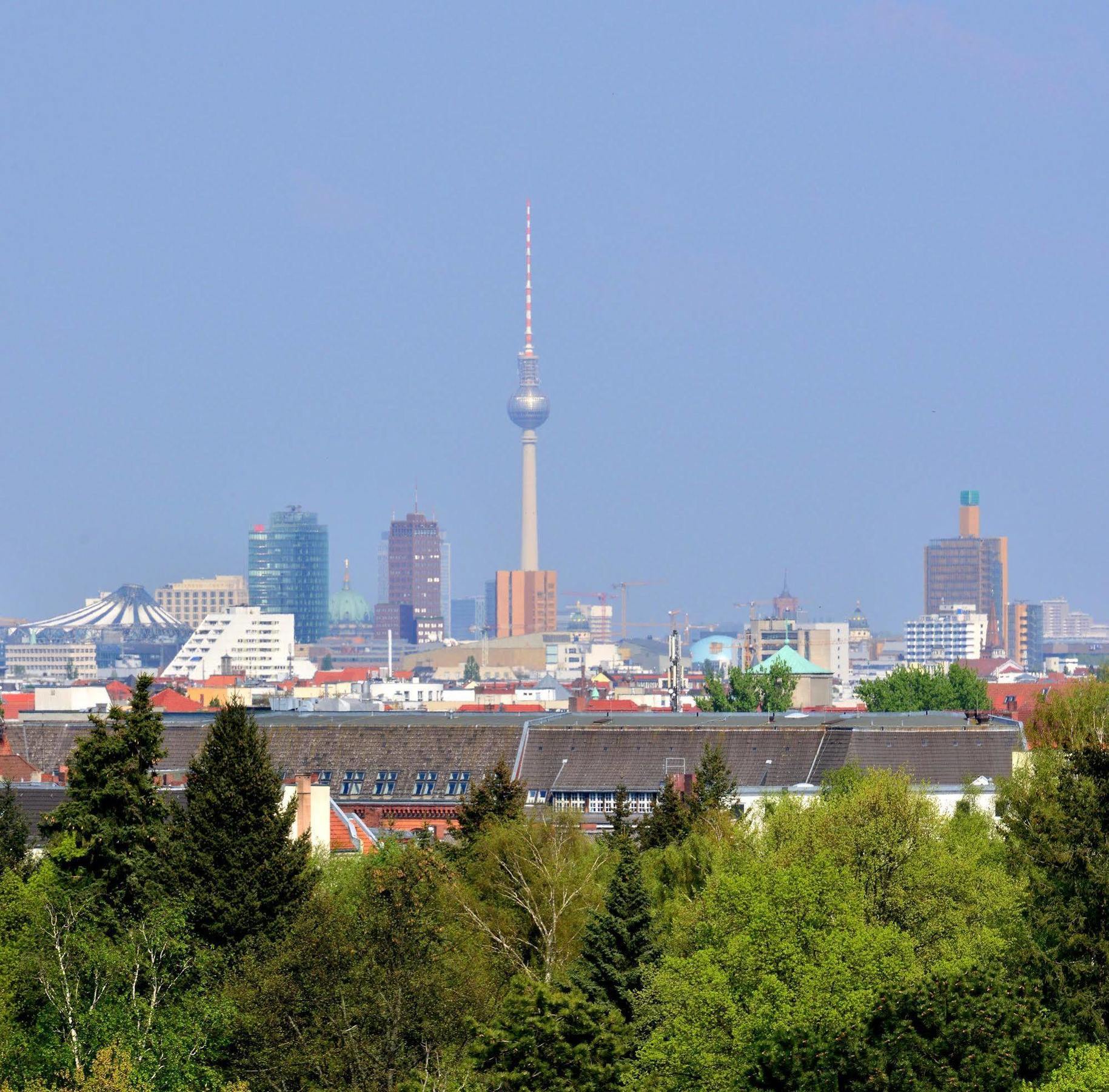 Enjoy Hostel Berlin City West Exterior photo
